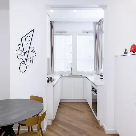 Appartamento Eleganti Centro Posto Auto Salerno